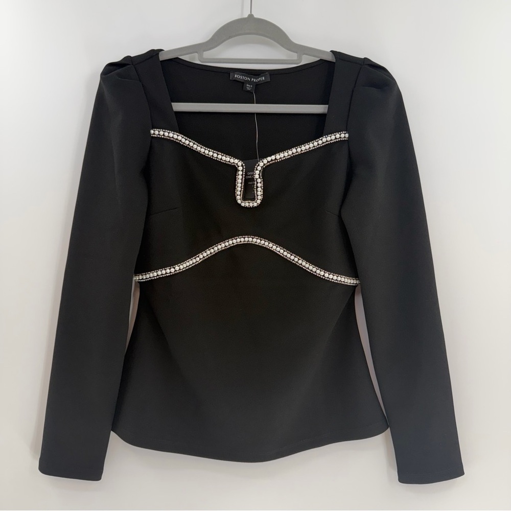 Boston Proper Pearl Trim Sweetheart Notch Knit Top size S Small NWT Black